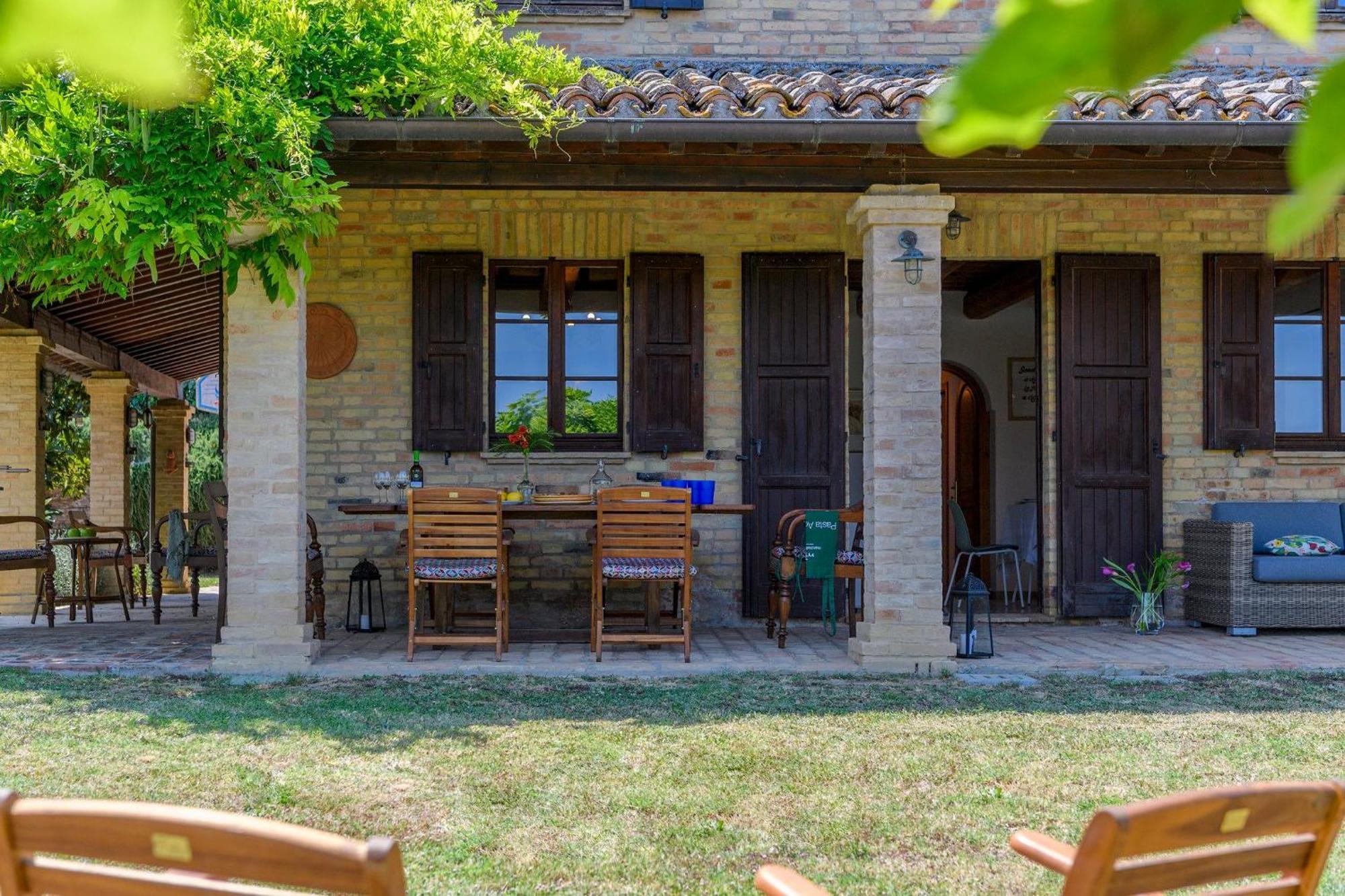 La Girolima, Marchferienhaeuser Villa Mondavio Exterior foto